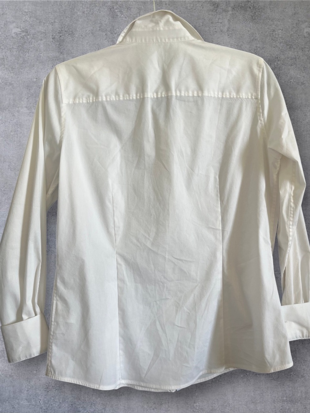 Brooks Brothers White Tailored Button-Down Shirt with Contrast Navy Piping & Cuf - Picture 2 of 6